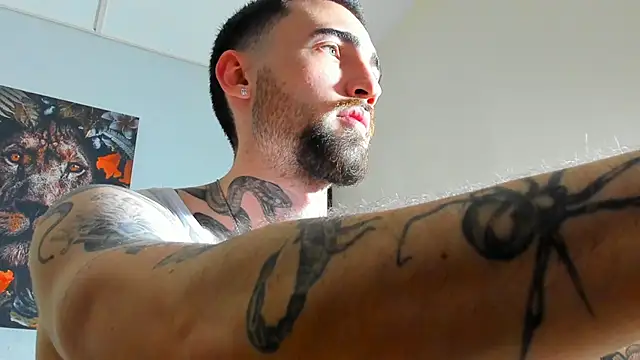 Snapshot of Luke_davis01 chatting on March 1, 2025, 4:11 pm Luke davis01 online show from March 1, 2025, 4:11 pm