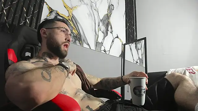 Snapshot of Luke_davis01 chatting on September 12, 2025, 1:22 pm Luke davis01 online show from September 12, 2025, 1:22 pm