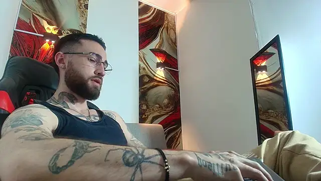 Snapshot of Luke_davis01 chatting on September 13, 2025, 1:00 pm Luke davis01 online show from September 13, 2025, 1:00 pm