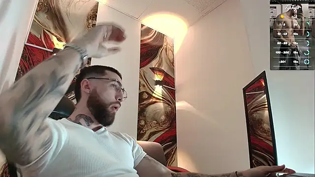 Snapshot of Luke_davis01 chatting on February 14, 2026, 1:08 pm Luke davis01 online show from February 14, 2026, 1:08 pm