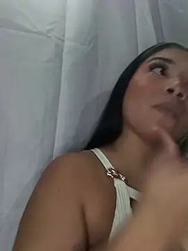 Sophia Brunett online show from February 2, 2026, 11:09 am