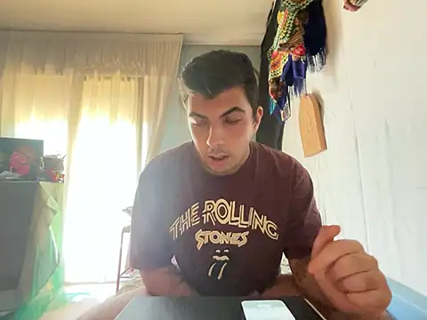 Snapshot of mariokirillcioffi chatting on May 23, 2026, 1:15 pm mariokirillcioffi online show from May 23, 2026, 1:15 pm