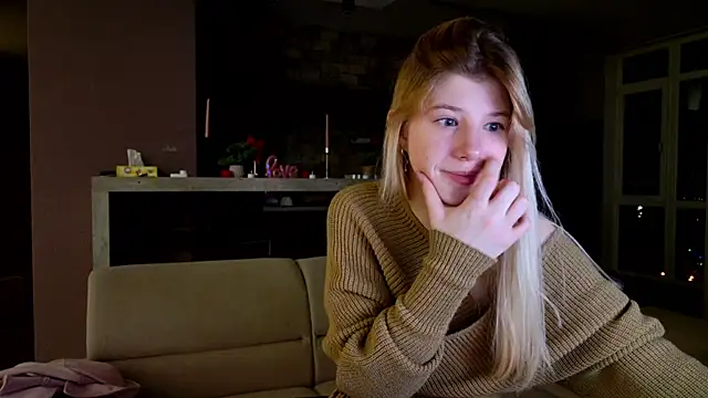 Bella amory online show from March 17, 2025, 10:49 pm