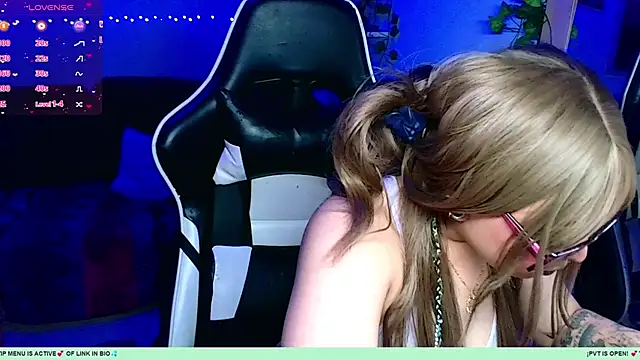 BunnyLilith  online show from April 28, 2026, 2:27 am