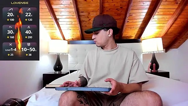 Snapshot of Sebastian_Berne chatting on October 9, 2025, 7:12 pm Sebastian Berne online show from October 9, 2025, 7:12 pm