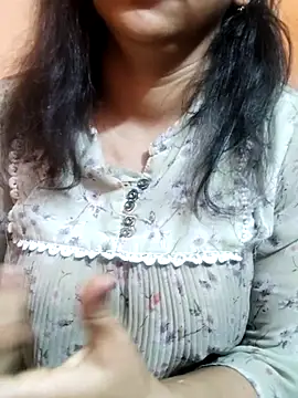 Your cutiepie  online show from February 21, 2025, 3:34 am