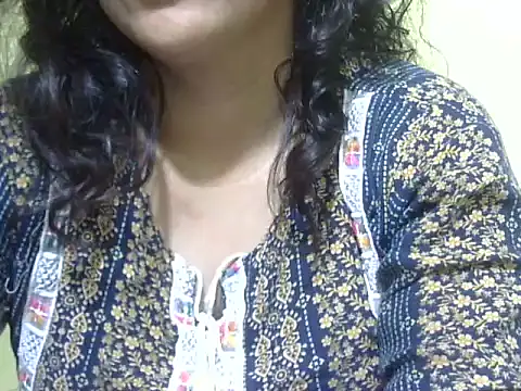 Your cutiepie  online show from January 5, 2026, 5:27 pm