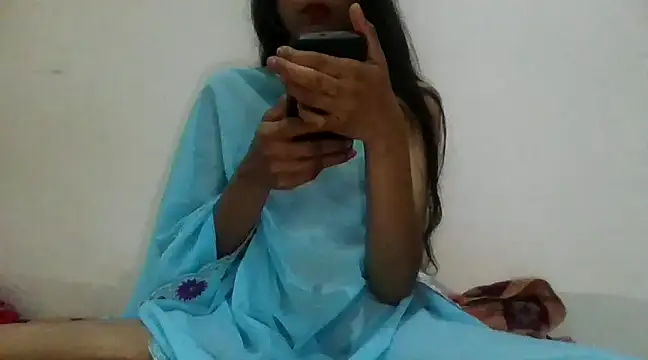 Snapshot of shnaz_1 chatting on March 18, 2025, 9:52 am shnaz 1 online show from March 18, 2025, 9:52 am