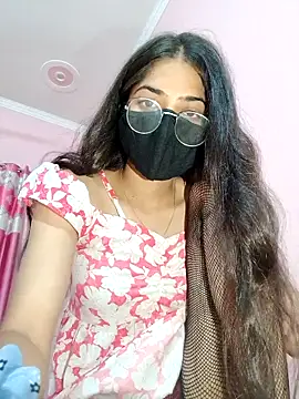 Snapshot of shnaz_1 chatting on September 12, 2025, 10:32 pm shnaz 1 online show from September 12, 2025, 10:32 pm