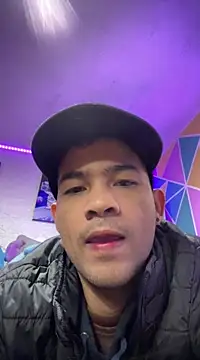 Twink X online show from February 19, 2025, 1:08 am