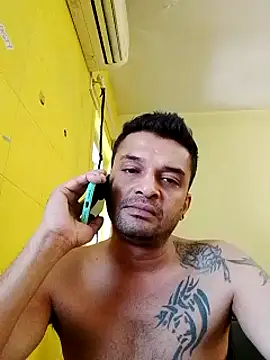 Snapshot of crazyfreaking chatting on February 13, 2025, 8:38 am crazyfreaking online show from February 13, 2025, 8:38 am