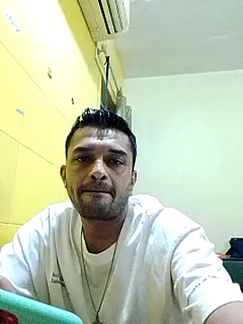 Snapshot of crazyfreaking chatting on February 13, 2025, 4:07 pm crazyfreaking online show from February 13, 2025, 4:07 pm