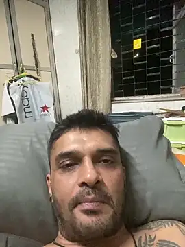 Snapshot of crazyfreaking chatting on February 19, 2025, 4:22 pm crazyfreaking online show from February 19, 2025, 4:22 pm