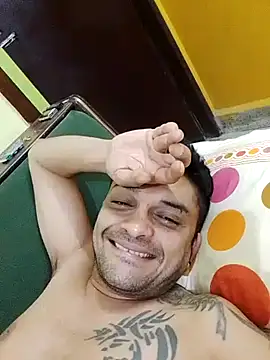 Snapshot of crazyfreaking chatting on February 28, 2025, 9:23 pm crazyfreaking online show from February 28, 2025, 9:23 pm