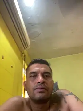 Snapshot of crazyfreaking chatting on March 14, 2025, 5:48 am crazyfreaking online show from March 14, 2025, 5:48 am