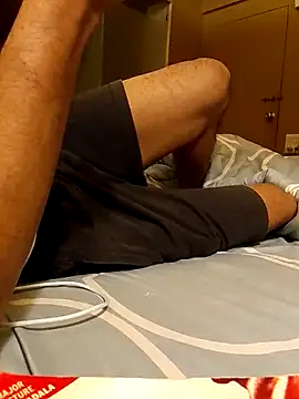 Snapshot of crazyfreaking chatting on October 22, 2025, 12:00 am crazyfreaking online show from October 22, 2025, 12:00 am