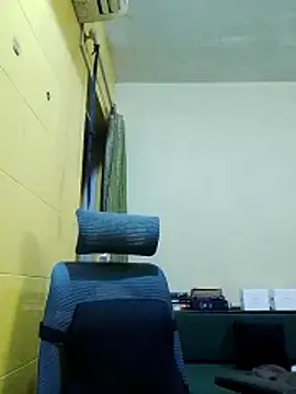 Snapshot of crazyfreaking chatting on November 15, 2025, 9:21 pm crazyfreaking online show from November 15, 2025, 9:21 pm