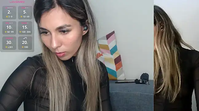 Snapshot of Alicee10 chatting on February 27, 2025, 5:36 pm Alicee10 online show from February 27, 2025, 5:36 pm