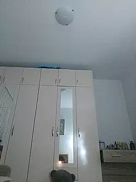 visnjica online show from March 14, 2026, 5:29 pm