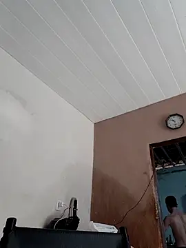 shuelldin online show from April 13, 2026, 9:48 am