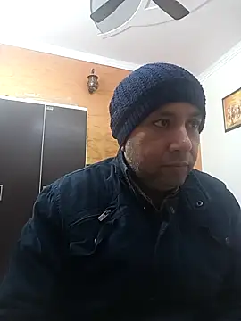 innocentboy1987 online show from January 7, 2026, 4:59 am