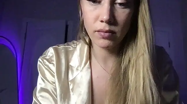 Snapshot of Engel_13 chatting on March 10, 2025, 3:52 pm Engel 13 online show from March 10, 2025, 3:52 pm