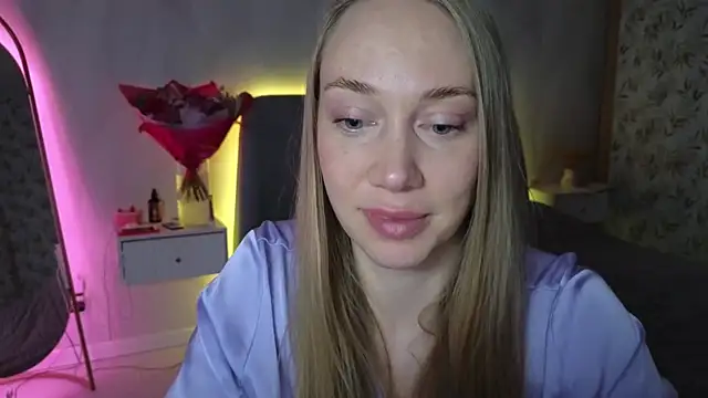 Snapshot of Engel_13 chatting on October 18, 2025, 5:14 pm Engel 13 online show from October 18, 2025, 5:14 pm