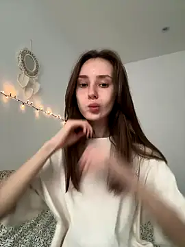 Snapshot of RosieMills chatting on December 16, 2025, 3:28 pm RosieMills online show from December 16, 2025, 3:28 pm