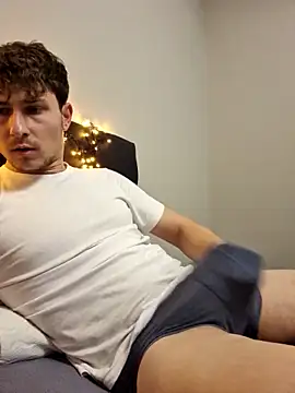 Snapshot of Boddy1301 chatting on February 7, 2026, 5:38 pm Boddy1301 online show from February 7, 2026, 5:38 pm