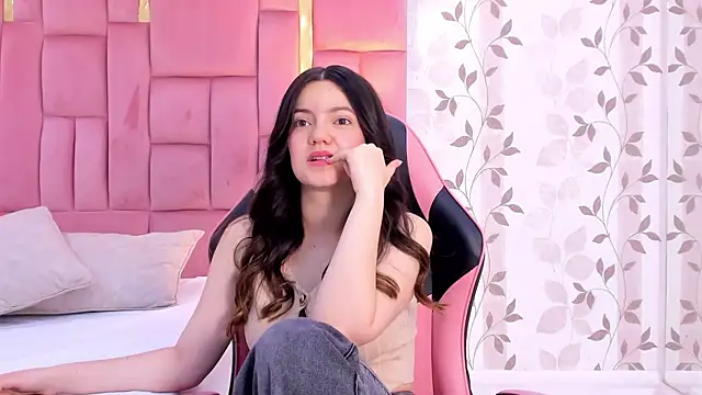 Snapshot of ArianaFranco chatting on September 25, 2025, 12:53 pm ArianaFranco online show from September 25, 2025, 12:53 pm