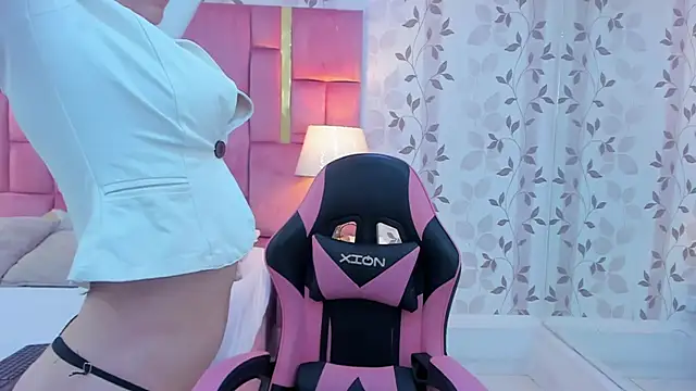 ArianaFranco online show from March 24, 2026, 1:05 pm