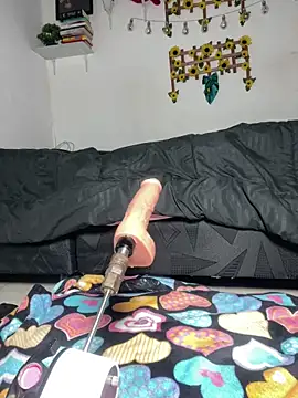 orianna submissive24 online show from April 25, 2026, 5:32 am