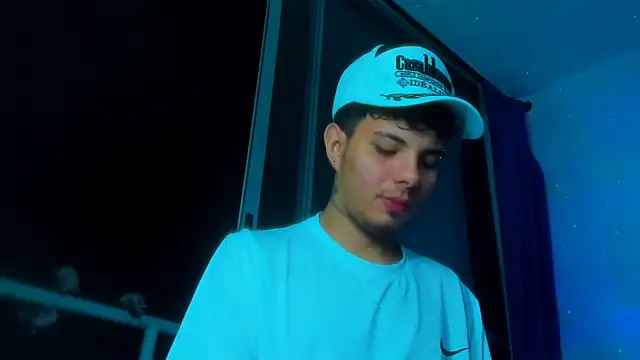 Alessandro 1610 online show from October 20, 2025, 4:02 am