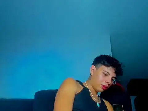 Alessandro 1610 online show from February 12, 2026, 3:45 am