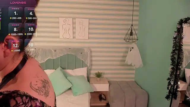 Snapshot of abby_apple chatting on October 31, 2025, 1:45 pm abby apple online show from October 31, 2025, 1:45 pm