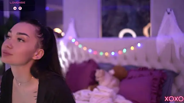 Snapshot of SashaFerrera chatting on October 30, 2025, 7:58 pm SashaFerrera online show from October 30, 2025, 7:58 pm