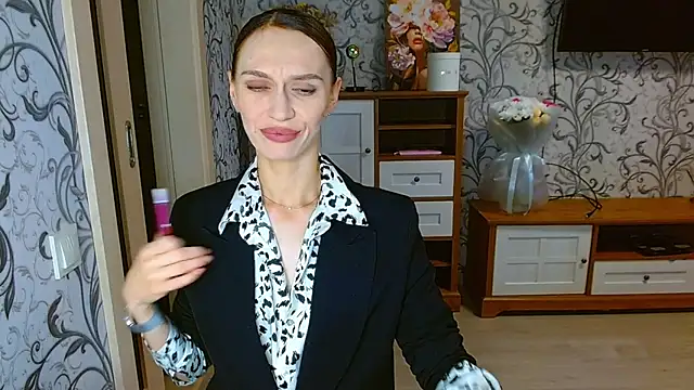 Snapshot of Lady_Sunshine_ chatting on October 6, 2025, 5:38 am Lady Sunshine online show from October 6, 2025, 5:38 am