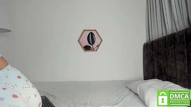 Dhalila  online show from October 24, 2025, 1:35 am