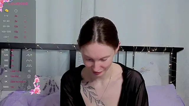 JoYung online show from June 3, 2026, 2:33 pm