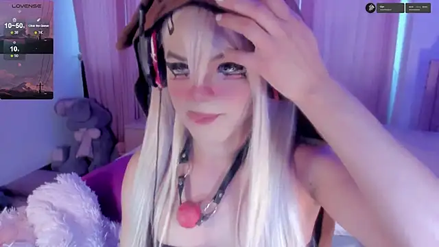 Snapshot of Angelica_Reborn chatting on March 17, 2025, 3:47 am Angelica Reborn online show from March 17, 2025, 3:47 am