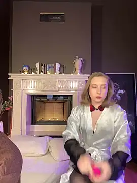 Snapshot of Saint_Vicious chatting on March 4, 2025, 12:12 pm Saint Vicious online show from March 4, 2025, 12:12 pm