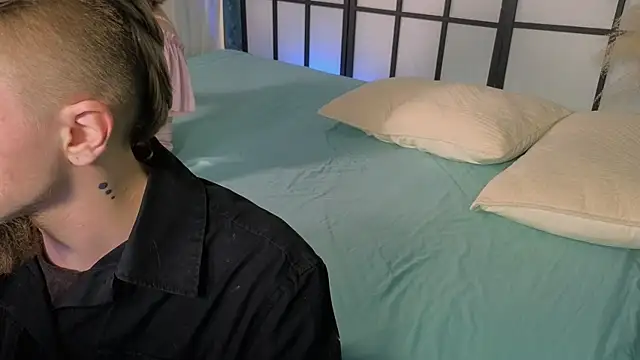 Snapshot of Saint_Vicious chatting on March 15, 2025, 8:21 pm Saint Vicious online show from March 15, 2025, 8:21 pm