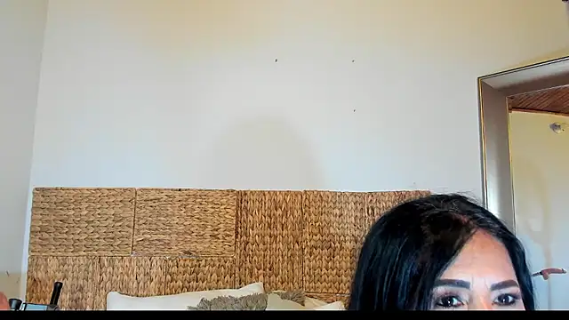 Jackiehmilf52 online show from January 18, 2026, 2:37 am