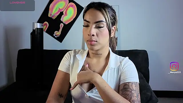 Snapshot of Maryybellax chatting on January 18, 2026, 1:42 am Maryybellax online show from January 18, 2026, 1:42 am