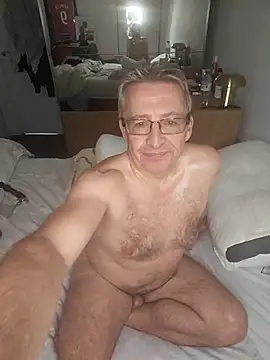 Snapshot of mann4u147 chatting on October 26, 2025, 10:25 pm mann4u147 online show from October 26, 2025, 10:25 pm