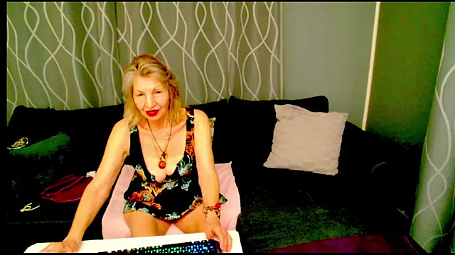 adeleadison online show from December 19, 2025, 5:58 am