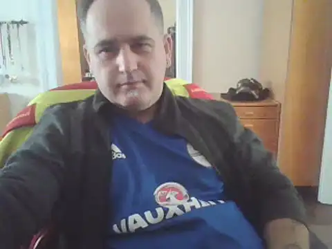 Snapshot of Szolga10 chatting on September 28, 2025, 9:58 am Szolga10 online show from September 28, 2025, 9:58 am