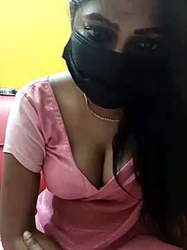 Snapshot of Thamarai28 chatting on March 20, 2026, 5:40 pm Thamarai28 online show from March 20, 2026, 5:40 pm