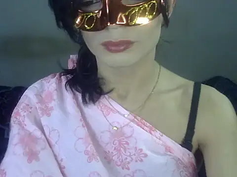 Snapshot of YourCDBitch chatting on May 9, 2026, 6:35 pm YourCDBitch online show from May 9, 2026, 6:35 pm