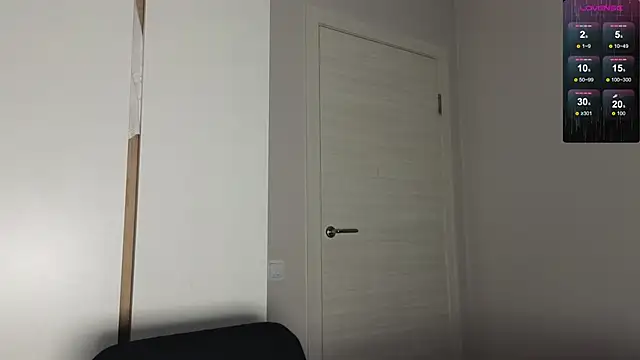 Snapshot of Sakura_Moore chatting on November 15, 2025, 2:57 pm Sakura Moore online show from November 15, 2025, 2:57 pm